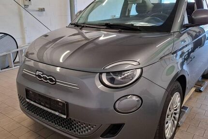 Fiat 500e 7.164 km 23.999 &euro; Zerbst / Anhalt 39261