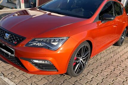 Seat Leon 92.600 km 21.400 &euro; Weissach 71287