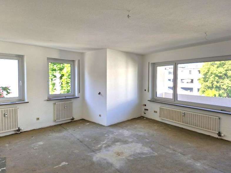 Büro in Rosenheim 1.683 € 153 m²