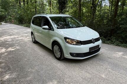 VW Touran 181.050 km 5.000 &euro; München 80937