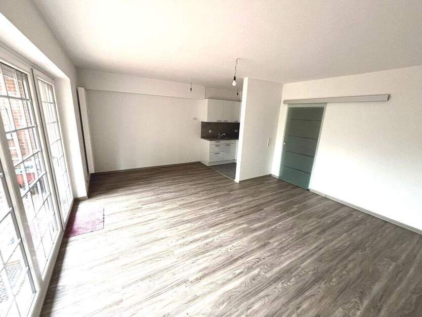 !!! ACHIM-Bierden- schöne 2 Zi.-EG-Wohnung- mit TERRASSE und Stellplatz !!!- altengerecht -