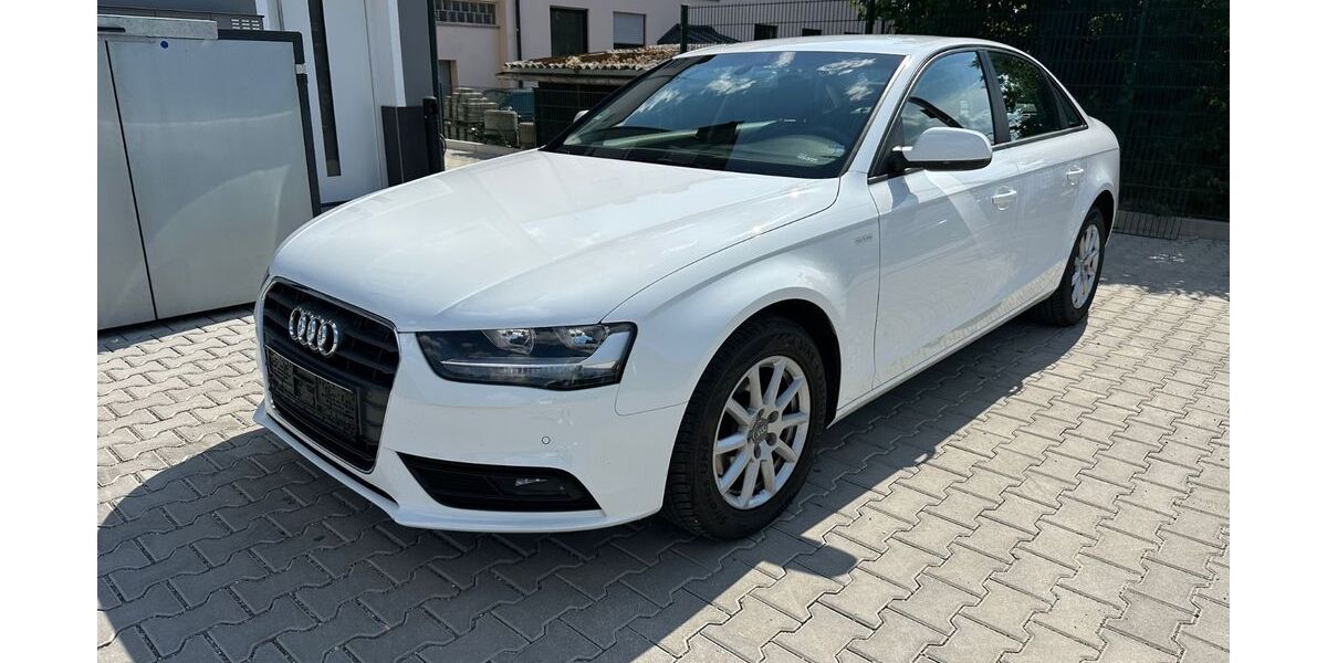 Audi A4 196.000 km 7.990 &euro; München 81243