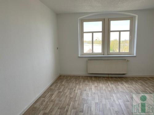 Etagenwohnung Löbau - 3 Zimmer, 77 m&sup2;, 425&euro; | Angebot:26635764