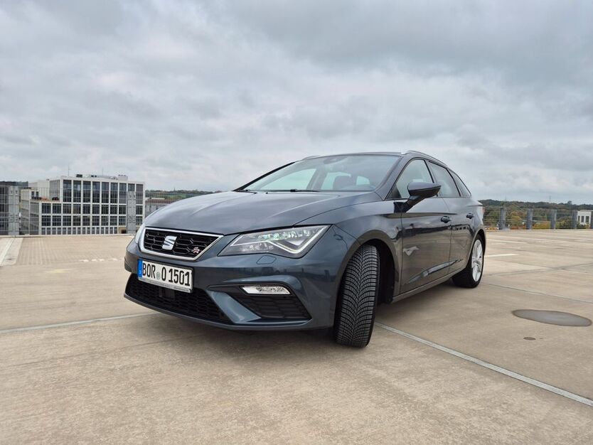 Seat Leon 88.000 km 17.000 € Aachen 52066