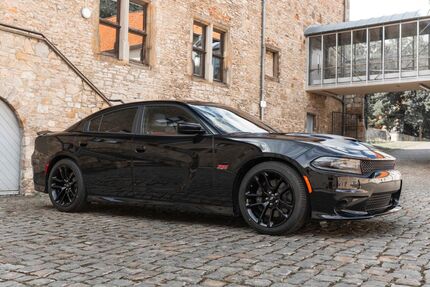 Dodge Charger 6.600 km 41.999 &euro; Völpke 39393
