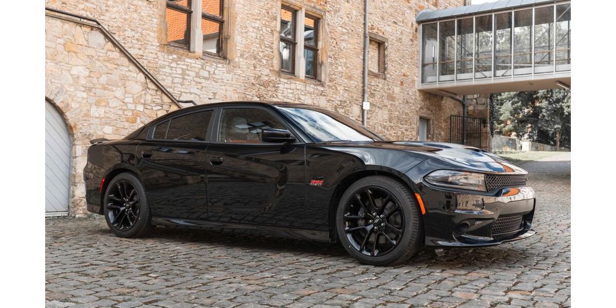 Dodge Charger 6.600 km 41.999 &euro; Völpke 39393