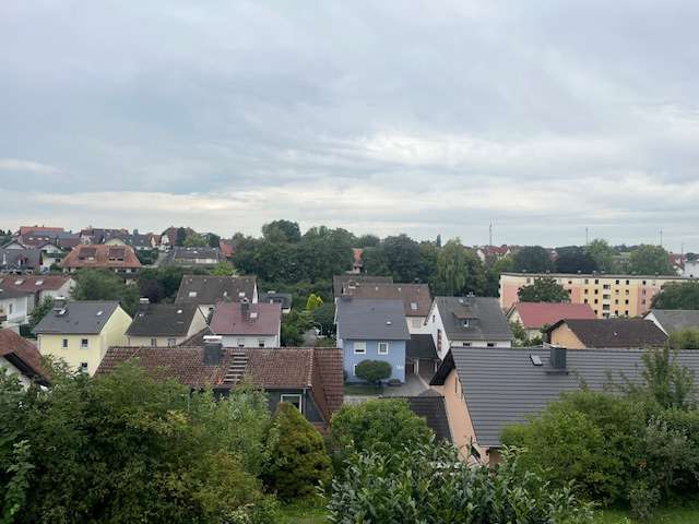 Einfamilienhaus Nidderau - 8 Zimmer, 300 m&sup2;, 720.000&euro; | Angebot:24905602