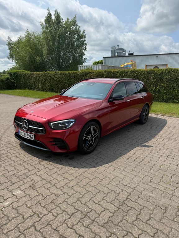 E 300