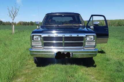 Dodge RAM 73.000 km 21.000 &euro; Neustadt 35279