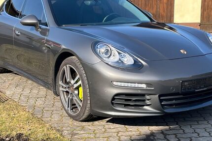 Porsche Panamera 138.566 km 28.900 &euro; Berlin 13503