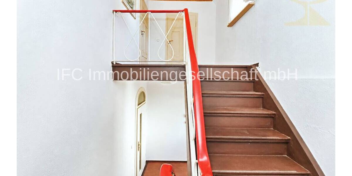 Mehrfamilienhaus, Wohnhaus Raguhn-Jeßnitz Jeßnitz - 7 Zimmer, 153 m&sup2;, 225.000&euro; | Angebot:26502933