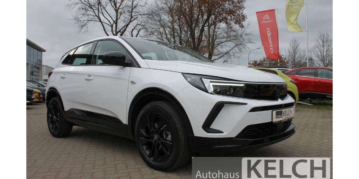 Opel Grandland (X) 15.929 km 29.900 &euro; Neuruppin 16816