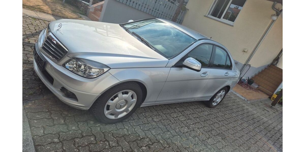 Mercedes-Benz C 180 36.738 km 9.900 &euro; Jockgrim 76751