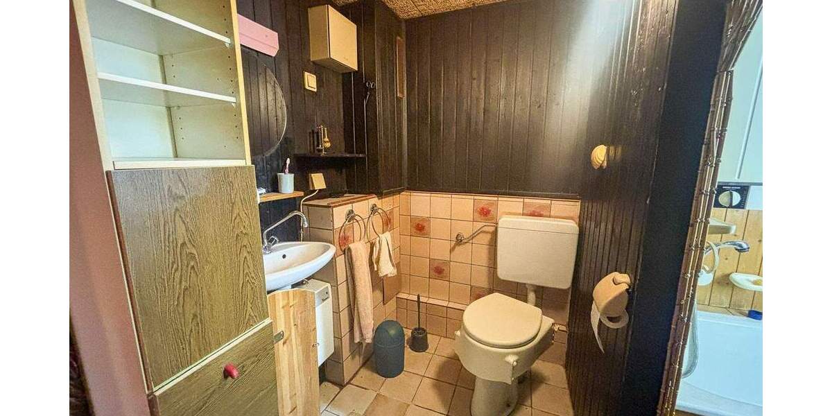 Reihenmittelhaus Hardegsen - 4 Zimmer, 114 m&sup2;, 79.000&euro; | Angebot:25096871