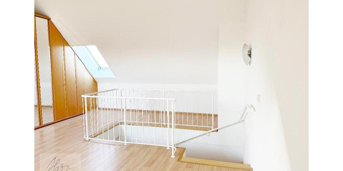 Etagenwohnung Riesa Canitz - 3 Zimmer, 74 m&sup2;, 600&euro; | Angebot:26400680
