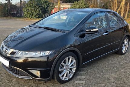 Honda Civic 107.000 km 5.990 &euro; Düsseldorf 40235