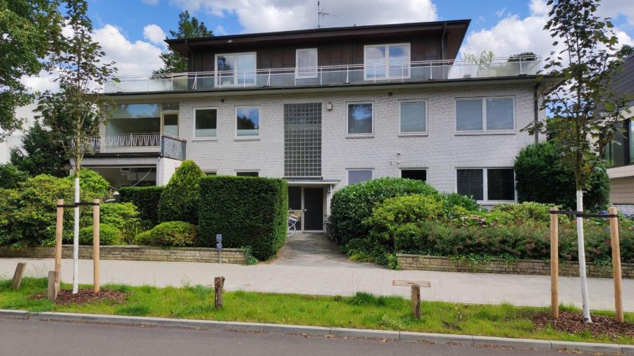Provisionsfrei* 5-Zimmer-Wohnung in Wasserlage am Alsterlauf - Balkon, TG, 124 m², Alsterdorf - Etagenwohnung Hamburg Alsterdorf | Angebot:26935211