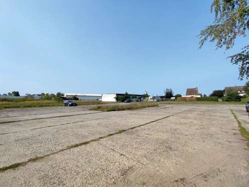 Grundstück in Dessau-Roßlau 27.500 € 3468 m²