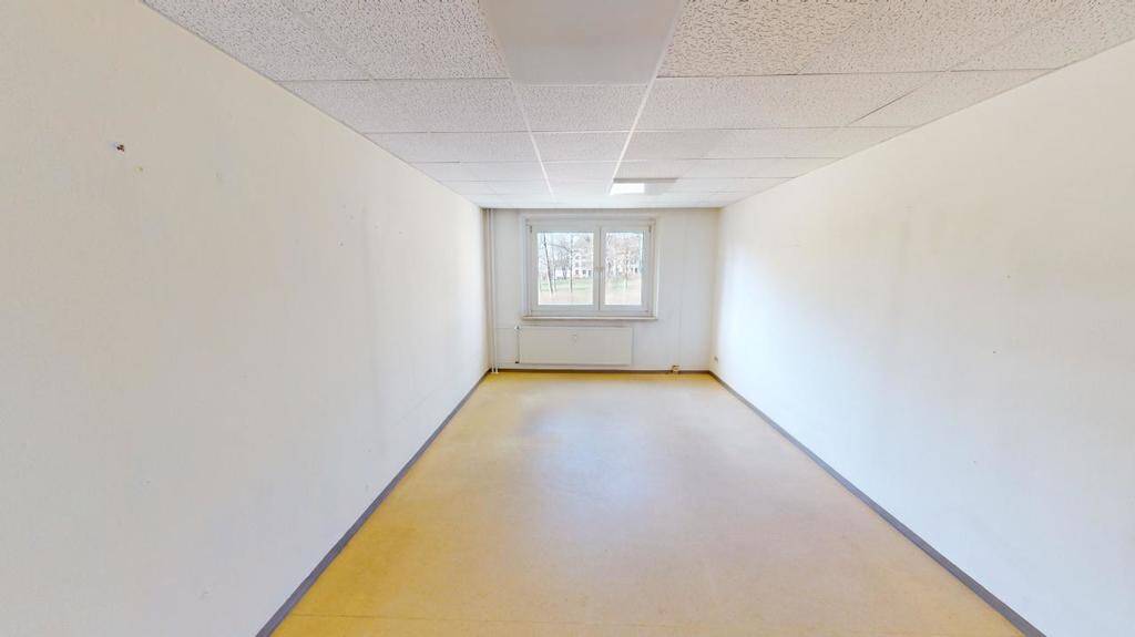 Gewerbeobjekt Chemnitz Schloßchemnitz - 5 Zimmer, 162 m&sup2;, 1.000&euro; | Angebot:26695884