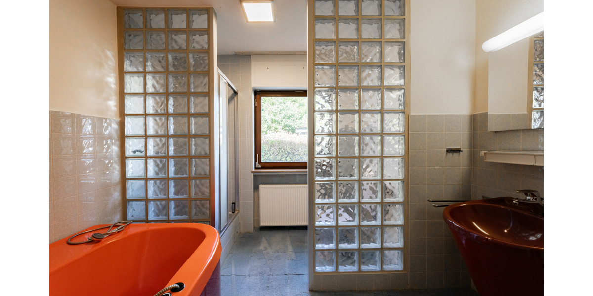 Attraktive Lage, großes Grundstück und moderne Architektur 5 zimmer