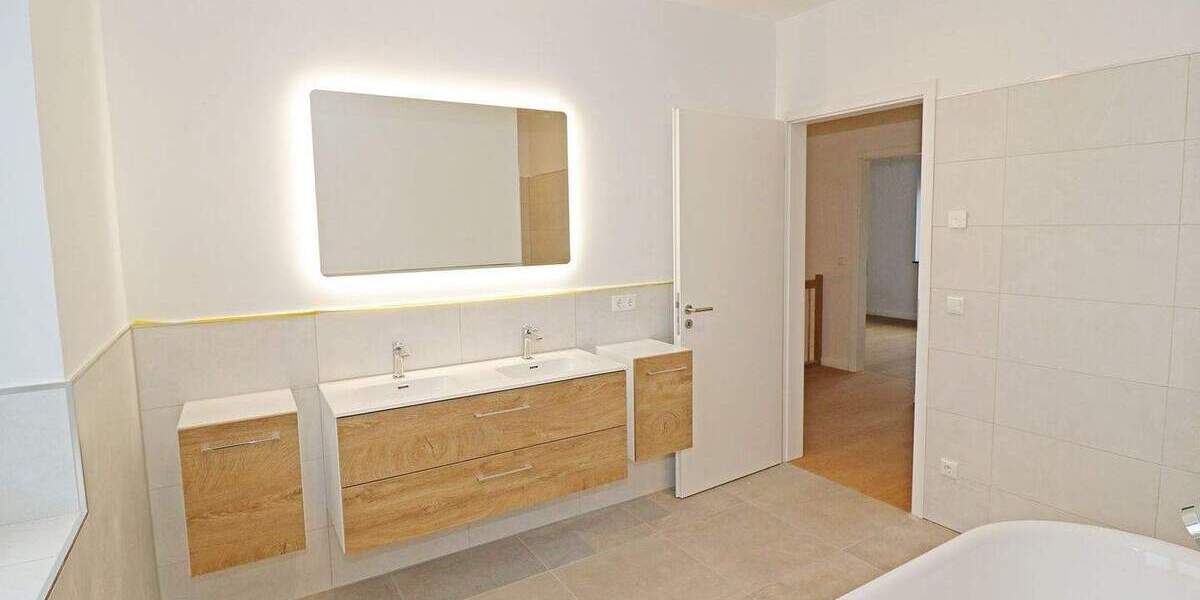Doppelhaushälfte Dessau-Roßlau Kochstedt - 4 Zimmer, 133 m&sup2;, 1.700&euro; | Angebot:24623310