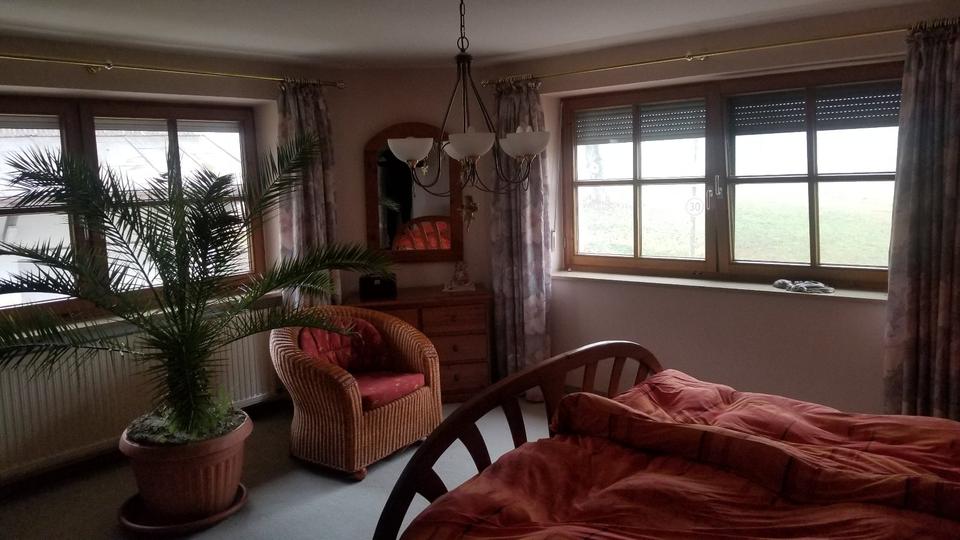 Bauernhaus, Landhaus Wolnzach - 6 Zimmer, 218 m&sup2;, 1.550&euro; | Angebot:24849177