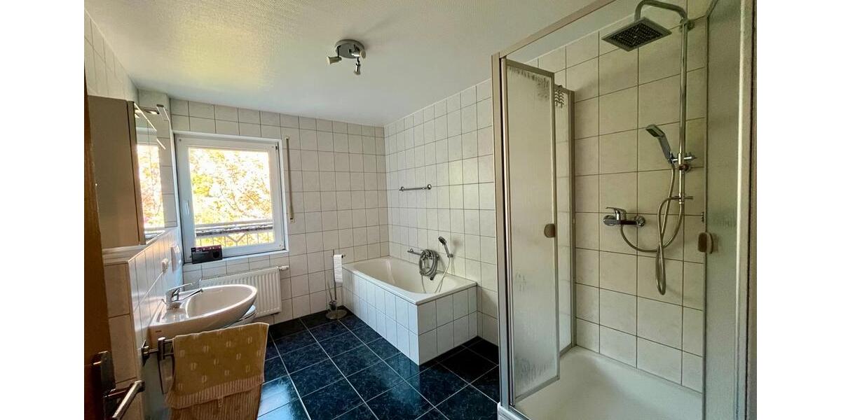 Dachgeschoßwohnung Bad Münstereifel - 3.5 Zimmer, 110 m&sup2;, 1.200&euro; | Angebot:26384297