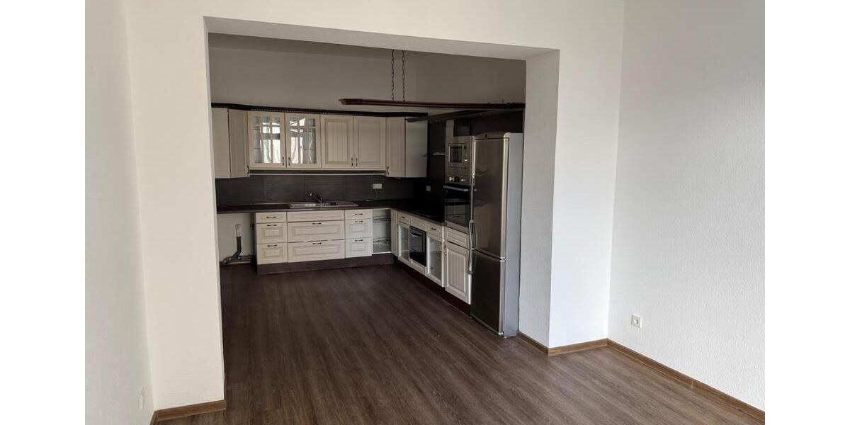 Etagenwohnung Cottbus - 4 Zimmer, 123 m&sup2;, 1.835&euro; | Angebot:26444334