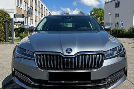 Skoda Superb 70.000 km 24.300 &euro; Freiburg 79100