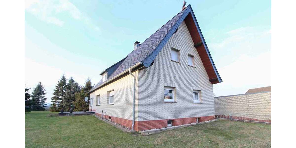 Einfamilienhaus Steinheim - 7 Zimmer, 174 m&sup2;, 173.500&euro; | Angebot:25420183