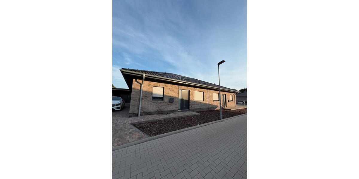Doppelhaushälfte Saterland - 3 Zimmer, 92 m&sup2;, 320.000&euro; | Angebot:26960424