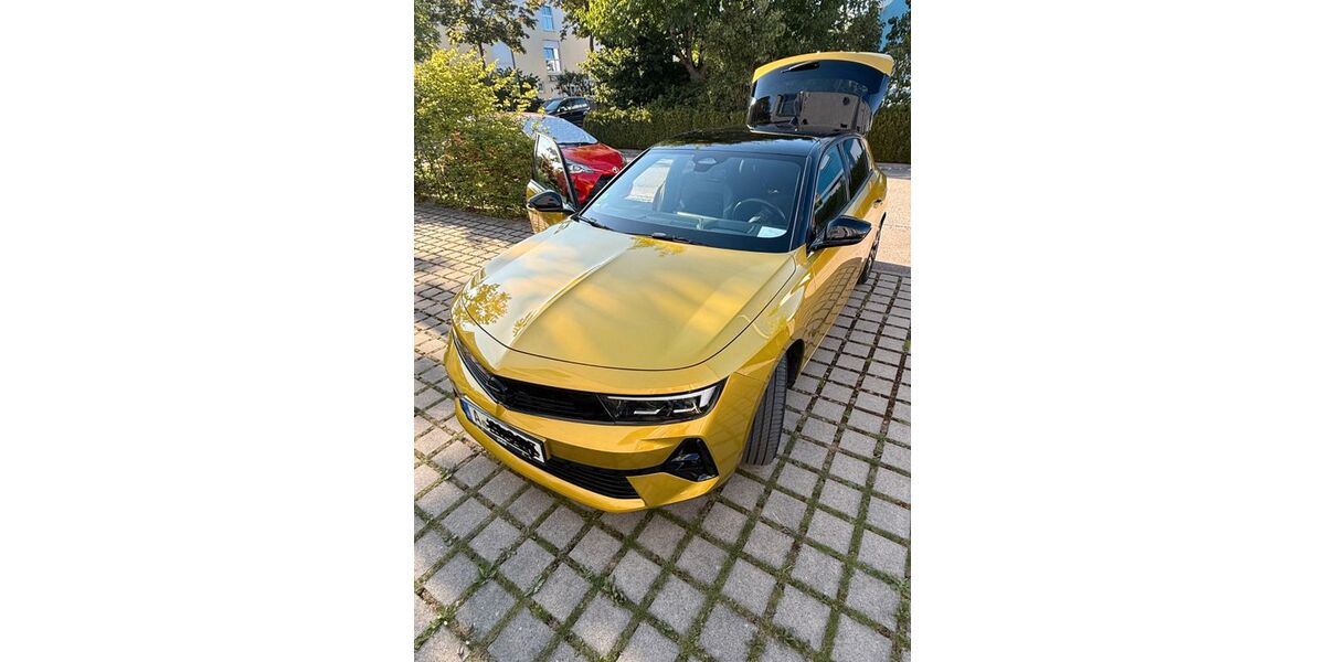 Opel Astra 61.750 km 18.700 &euro; Gersthofen 86368