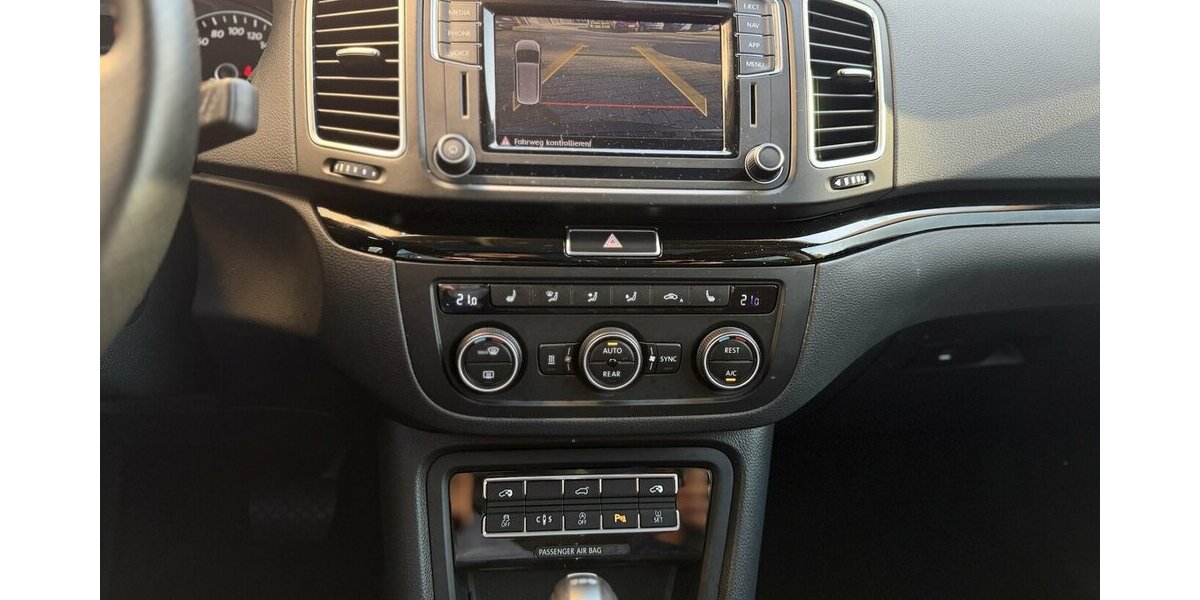 Seat Alhambra FR Line / El. Türen / PANO / CAM / AHK 105.000 km 31.900 &euro; Mönchengladbach 41066