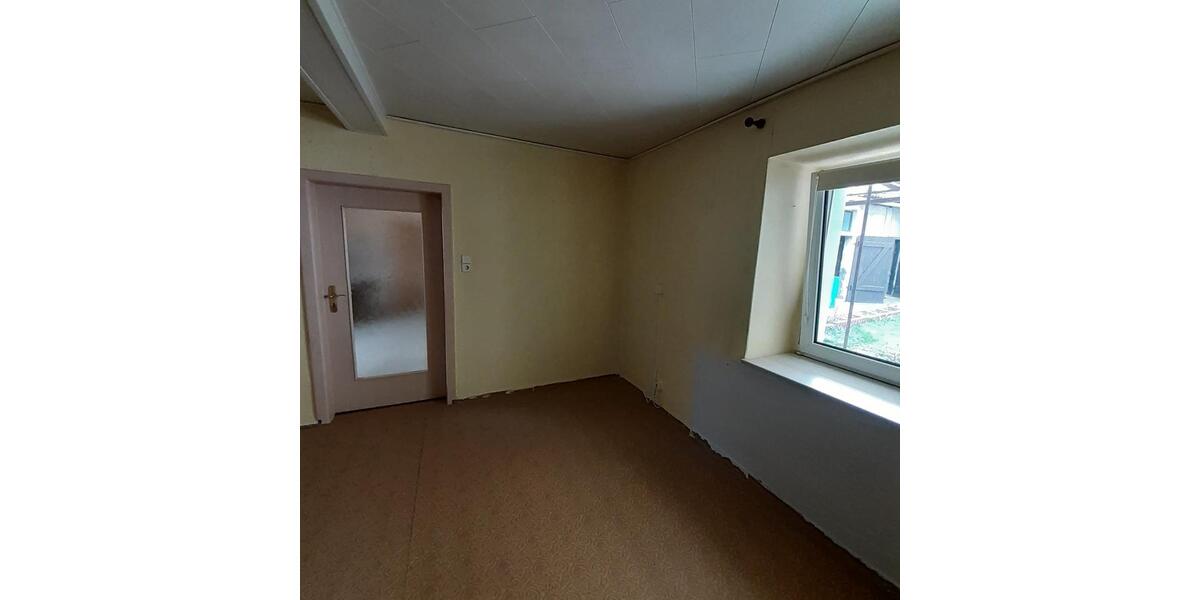 Einfamilienhaus Querfurt - 6 Zimmer, 110 m&sup2;, 84.000&euro; | Angebot:27071165