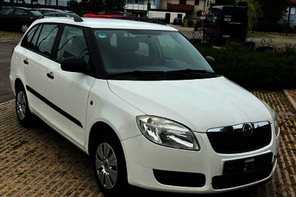 Skoda Fabia 137.000 km 2.950 &euro; Massenbachhausen 74252
