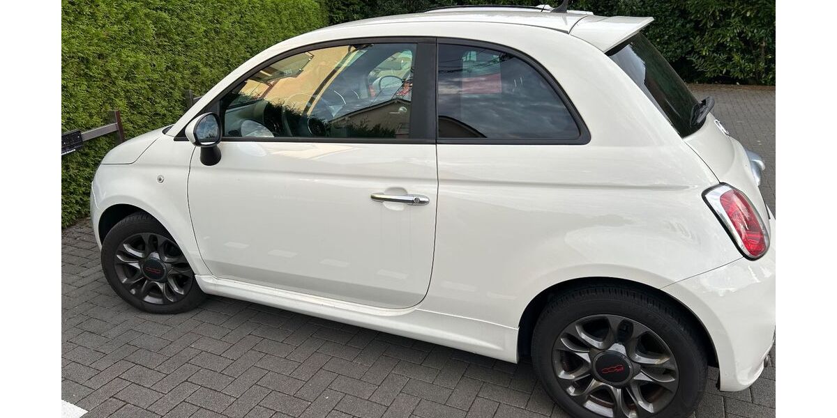 Fiat 500 75.700 km 6.600 &euro; Haan 42781