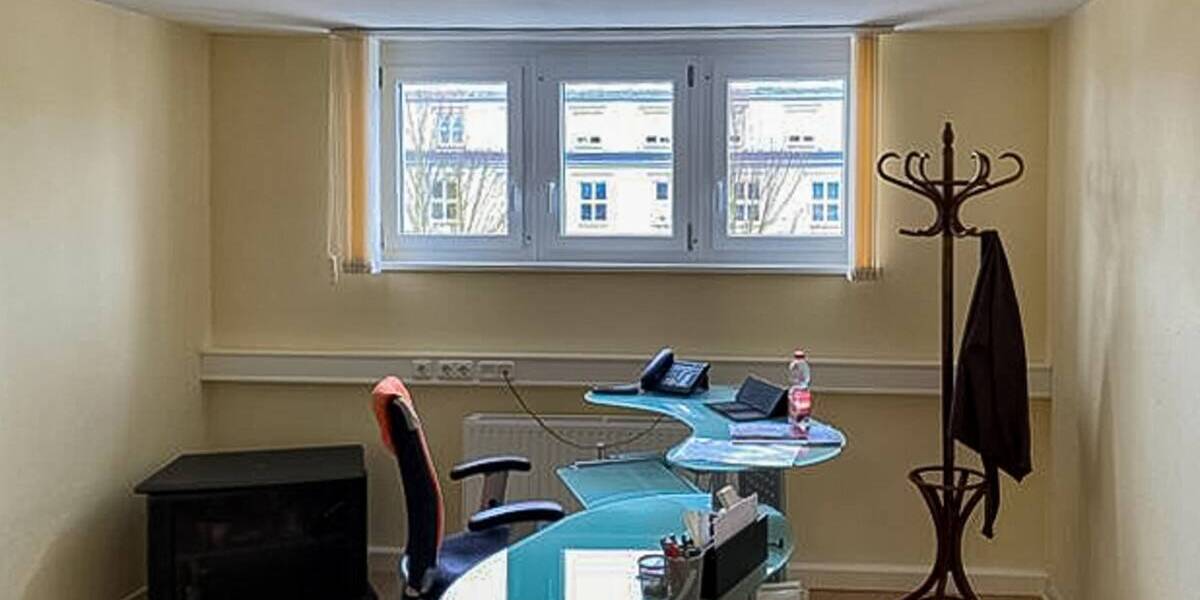 Moderne Gewerbefläche (BüroPraxis) im Ärztehaus Zschopau - 476 m² mit Außenstellplätzen zur Miete! 3 zimmer