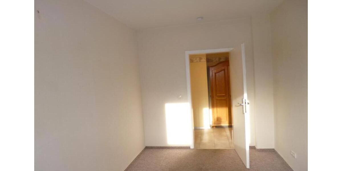 Erdgeschoßwohnung Duisburg Walsum - 4 Zimmer, 84 m&sup2;, 729&euro; | Angebot:26646852