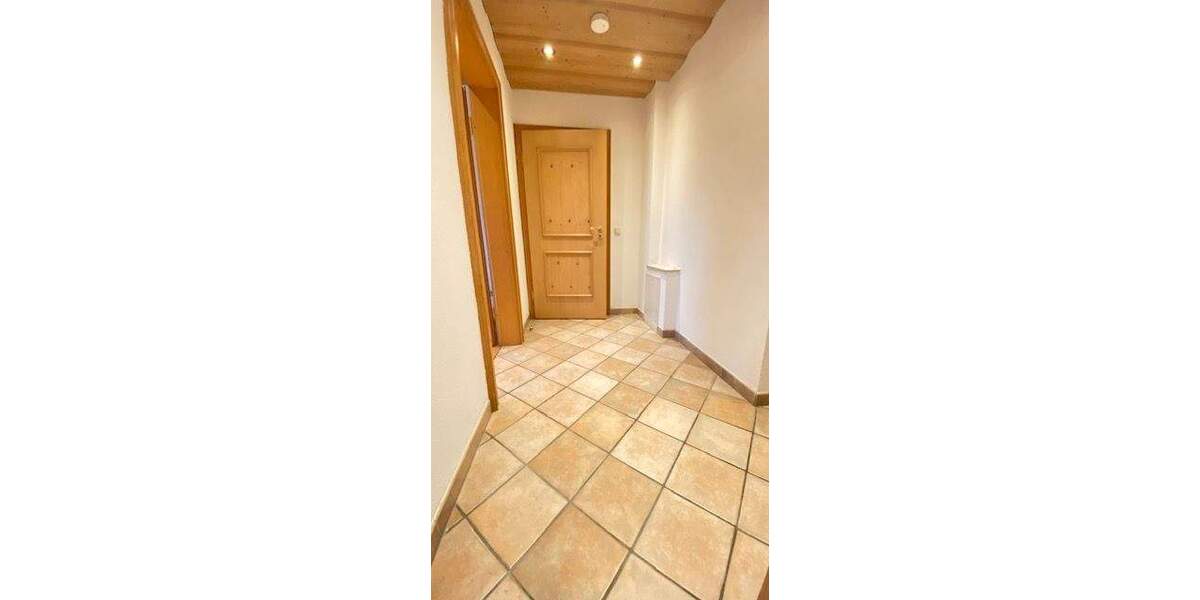 Etagenwohnung Piding Mauthausen - 2 Zimmer, 63 m&sup2;, 650&euro; | Angebot:25524619