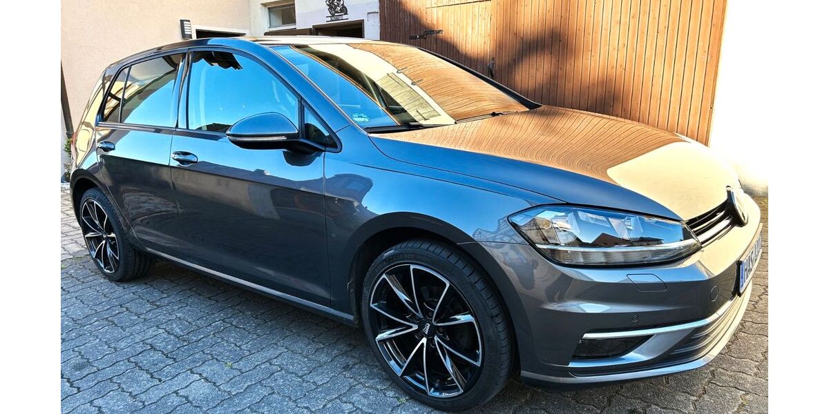 VW Golf 113.200 km 11.590 &euro; Oberaurach 97514