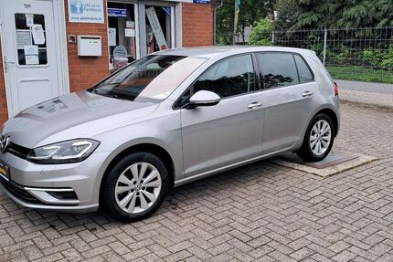 VW Golf 175.000 km 11.000 &euro; Voltlage bei Osnabrück 49599