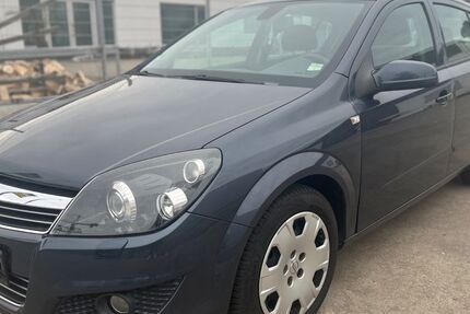Opel Astra 47.000 km 5.900 € Philippsburg 76661