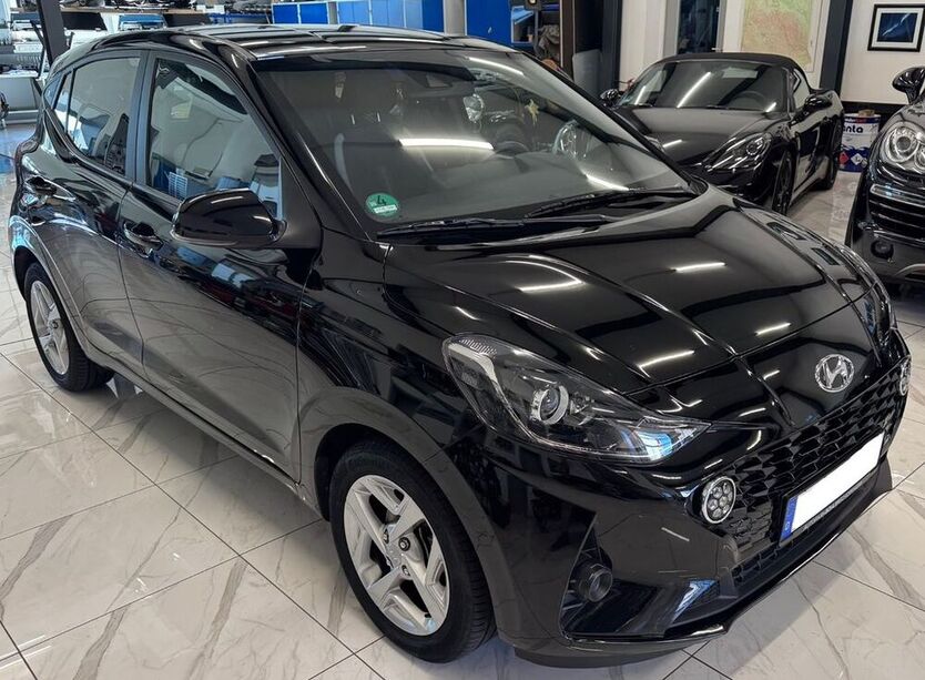 i10