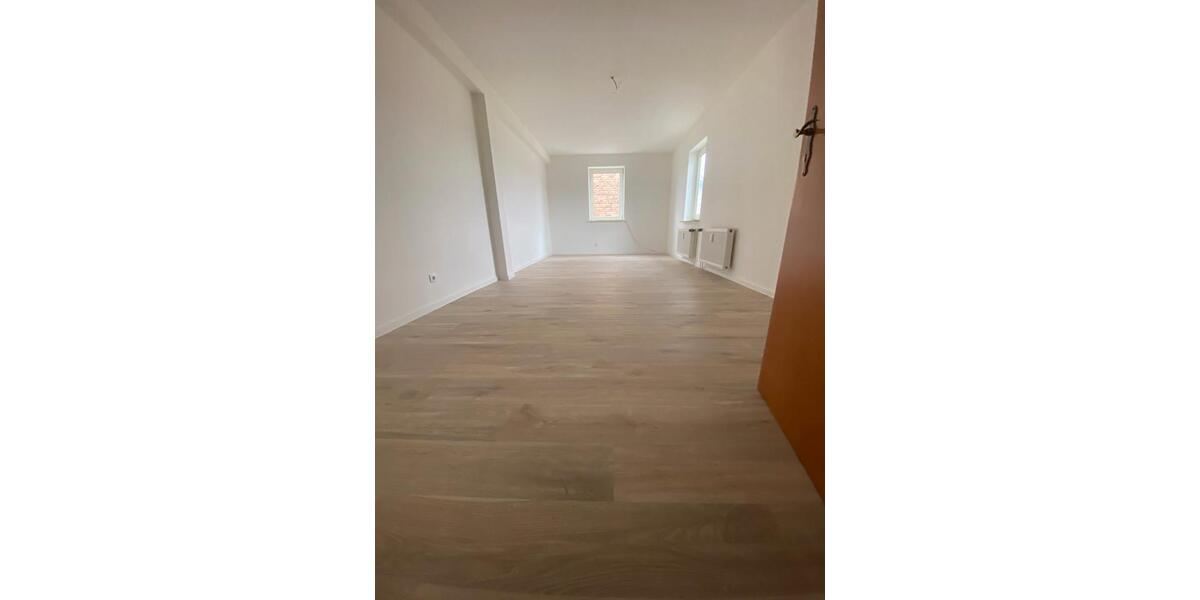 Etagenwohnung Eschwege - 3 Zimmer, 105 m&sup2;, 725&euro; | Angebot:26385795