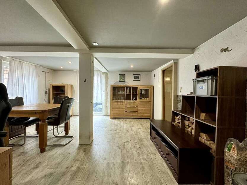 Haus zum Kaufen in Haßmersheim 220.000 € 132 m²