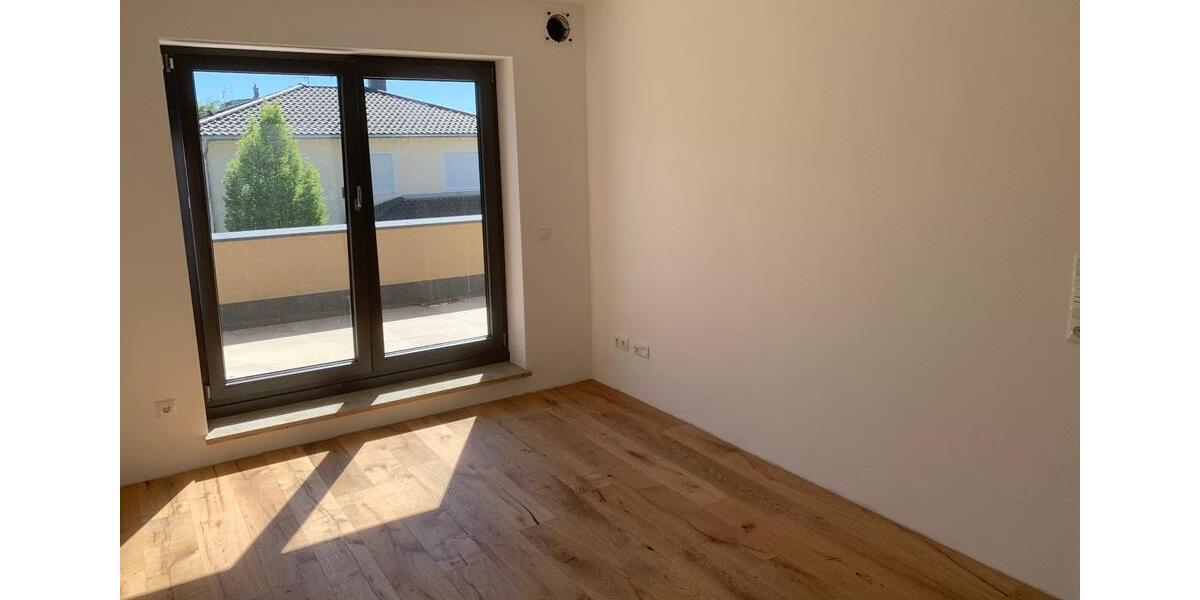 Einfamilienhaus Cham - 2 Zimmer, 64 m&sup2;, 830&euro; | Angebot:26480083