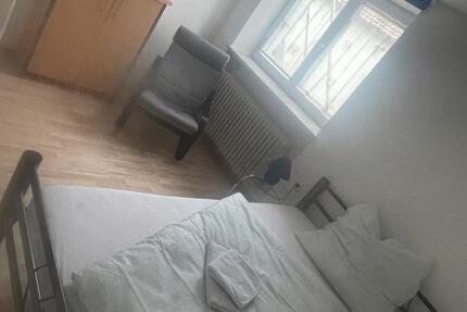 Single Wohnung möbiliert