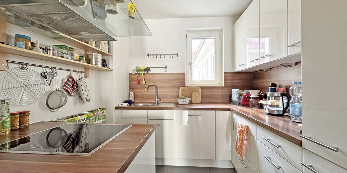 Reihenmittelhaus Reutlingen Innenstadt - 3 Zimmer, 102 m&sup2;, 1.200&euro; | Angebot:26261637