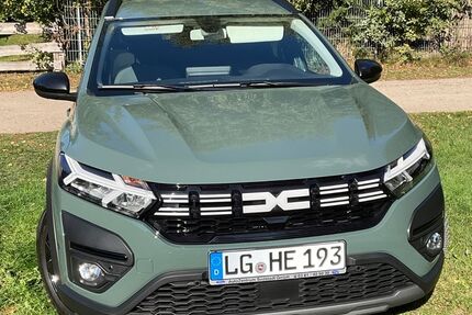 Dacia Jogger 19.600 km 19.950 € Amelinghausen 21385