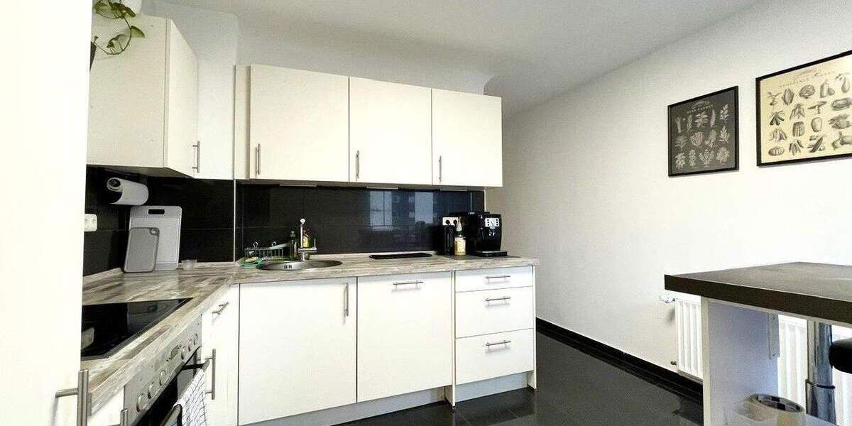 Etagenwohnung Ludwigshafen Süd - 3 Zimmer, 77 m&sup2;, 920&euro; | Angebot:24856604